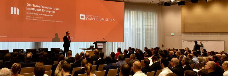 Ralf Keul, VP Sales Engineering, stellte in seiner Keynote das Konzept des Intelligent Enterprise vor, das die Digitale Transformation fördert.