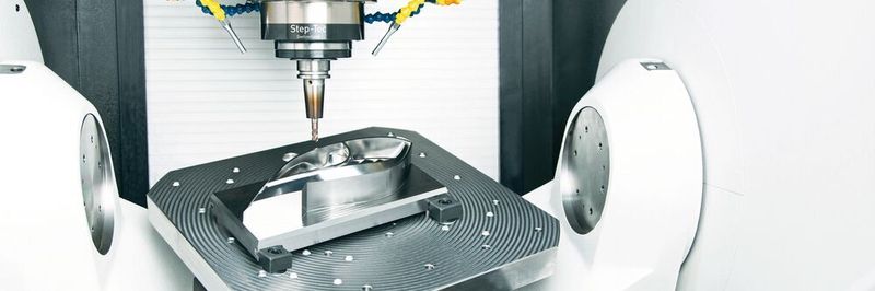 This headlamp application for vehicles shows how the Mikron Mill P 500 U and Mikron Mill P 800 U from GF Machining Solutions have been optimized for intelligent productivity. Tool and mold makers can now rely on the high process reliability of trochoidal milling and use new tools such as circular segment cutters that achieve to 30 times faster 3D finishing.