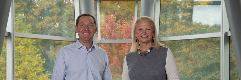 James Whitehurst, CEO bei Red Hat und Ginni Rometty, CEO bei IBM haben einen 34-Milliarden-Dollar-Deal geschlossen.