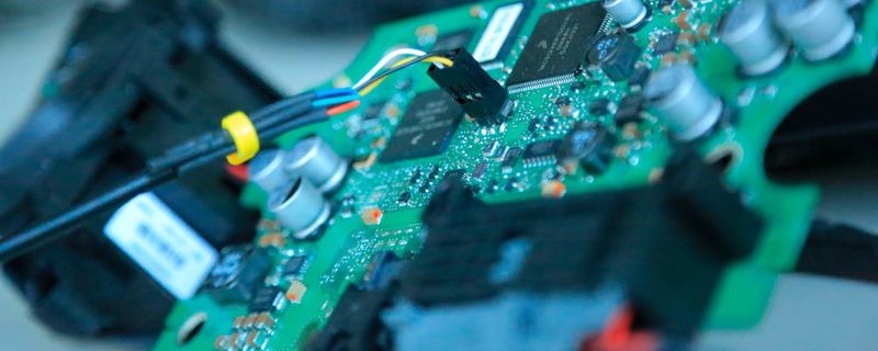 Wingtech produziert Halbleiter für elektronische Schaltungen. Mit der Übernahme von Nexperia möchte Wingtech Zugang zum Automotive-Markt erhalten.