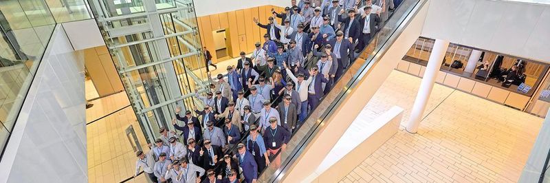 120 Sales-Manager aus Deutschland, Großbritannien, Belgien, Frankreich, Italien und Spanien setzen bei ihren Kundenterminen von nun an die neue Technik Hololinc ein. 2019 sollen dann auch Norwegen und Japan folgen.