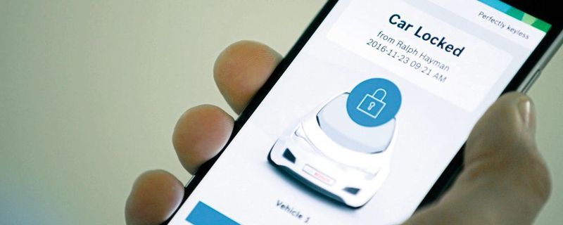 Auf oder zu? Das Smartphone gibt Auskunft und wird künftig auch den Autoschlüssel ersetzen.