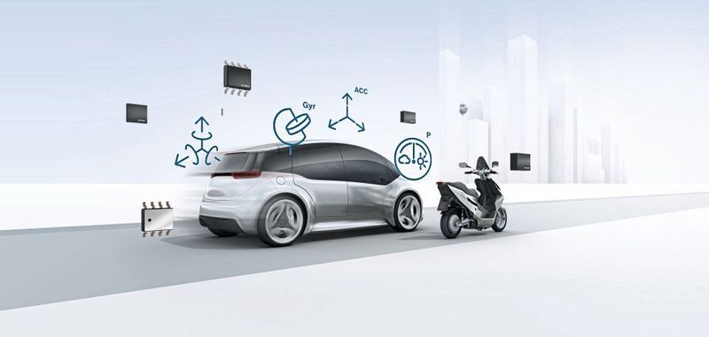 Die ersten MEMS-Sensoren wurden vor fast 25 Jahren aber nicht für smarte Haustechnik oder Unterhaltungselektronik entwickelt, sondern für Autos: Die feinfühligen Winzlinge versorgen die Steuergeräte des Fahrzeugs mit Daten, ob es gerade bremst oder beschleunigt und wohin es fährt.