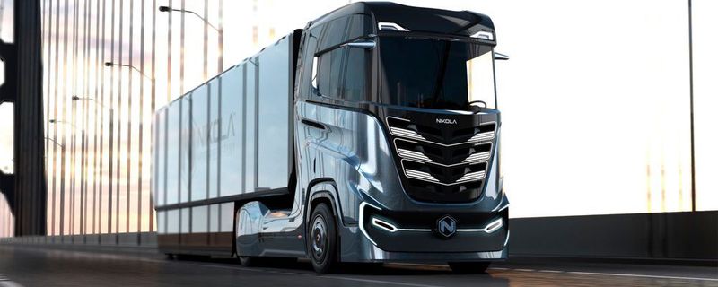 Der von einer Brennstoffzelle angetriebene Lastwagen „Nikola Tre“ wird im April 2019 in der „Nikola World“ in Phoenix, Arizona, vorgestellt, die Produktion in einer neuen europäischen Fabrik soll frühestens 2022 starten.