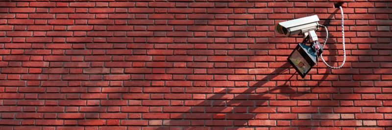 Für einen unterbrechungsfreien Ablauf der industriellen Prozesse müssen die IT-Systeme umfassend abgesichert sein.