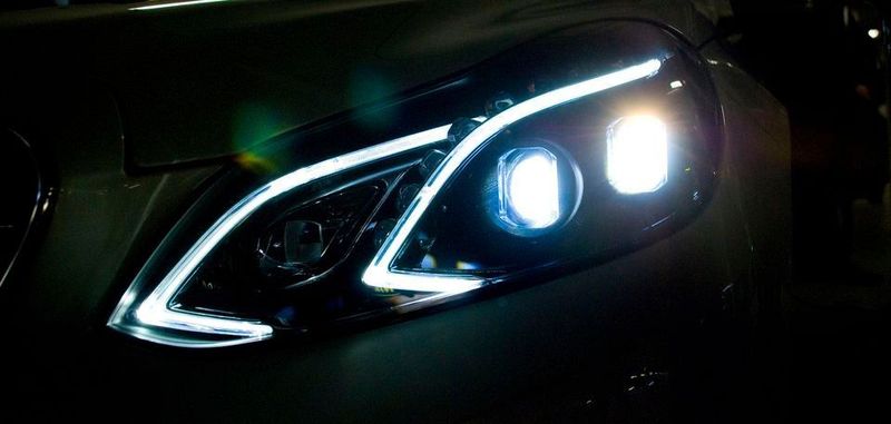 Nach wie vor wichtig für Osram: Mit LEDs im Fahrzeug konnte Osram im abgelaufenen Geschäftsjahr nur weniger verdienen. Deshalb verpasst sich der Konzern eine neue Struktur.