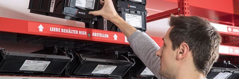 RFID-Lösungen im Kanban können Bedarfsschwankungen im Bereich der Produktionsmittel frühzeitig erkennen und Nachbestellungen automatisiert just-in-time auslösen.