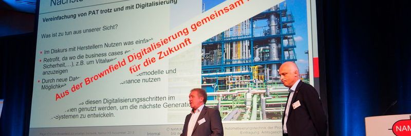 Die Digitalisierung als Chance begreifen, insbesondere aus der Digitalisierung von Brownfieldanlagen, das war Inhalt des Vortrags von Frank Grümbel (Lanxess) und Ulrich Schünemann (BASF).