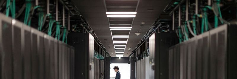Das HLRS und HPE kooperieren beim Bau eines Supercomputers der nächsten Generation namens „Hawk“.