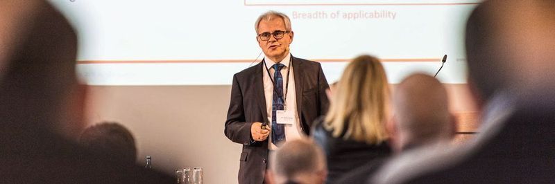 In seiner Begrüßungs-Keynote zur 20. ESI Simulation-X Conference machte ESI-ITI-Geschäftsführer Dr. Andreas Uhlig klar, dass Simulation längst nicht mehr einem kleinen Kreis von Spezialisten vorbehalten bleiben sollte.