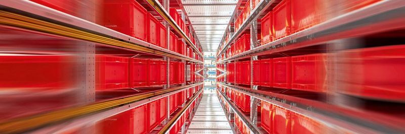 Unter Experten gilt die drahtlose Datenübertragung in Lagern als besonders schwierig. Deshalb hat Phoenix Contact bei der Konzeption des WLAN 1100 einen Schwerpunkt auf die verwendete Antennentechnik gelegt.