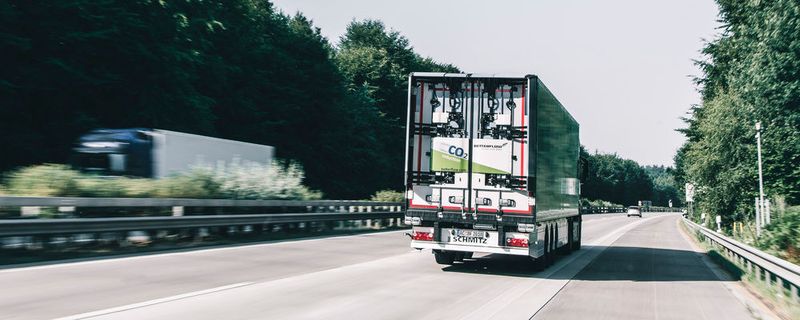 Betterflow und Valmet Automotive haben einen Kooperationsvertrag für die Produktion eines vollautomatischen Heckflügel-Systems für Lkw Auflieger vereinbart