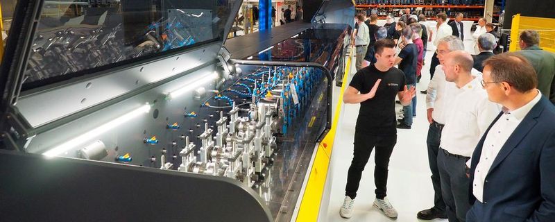 Der Standort Marktheidenfeld investierte zwei Millionen Euro in ein neues Maschinenkonzept und entwickelte die „Profilieranlage 4.1“.