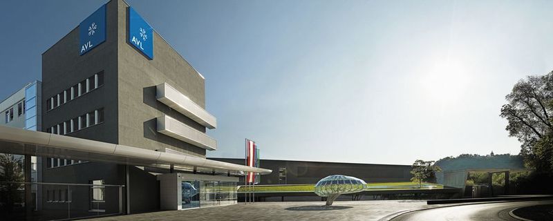 AVL und Comau arbeiten künftig gemeinsam an den Themen Simulation, Design, Montage und Prüfung von Antriebsstrangsystemen sowohl für elektrische als auch für konventionelle Fahrzeuge.
