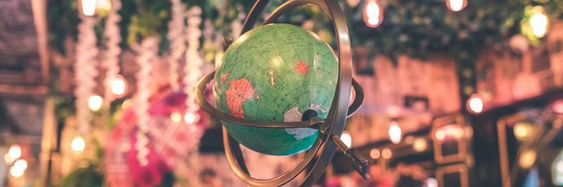 Die Internationalisierung nimmt stetig zu, das heißt Projektbeteiligte sitzen oft global verteilt. Um die steigende Komplexität der Prozesse zu bewältigen, ist die Digitalisierung ein wichtiger Schritt.