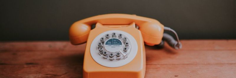 Ziel der B2B-Kommunikation ist es, einen Meinungsbildungsprozess beim Kunden aufzubauen und diesen dabei vom Produkt oder der Leistung zu überzeugen.