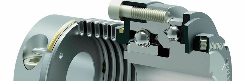 Die neuen Kupplungen von Jakob Antriebstechnik rücken im Überlastfall zuverlässig aus und erst bei Drehrichtungsumkehr mit langsamer Drehzahl wieder ein. Das vermeidet Verschleiß.