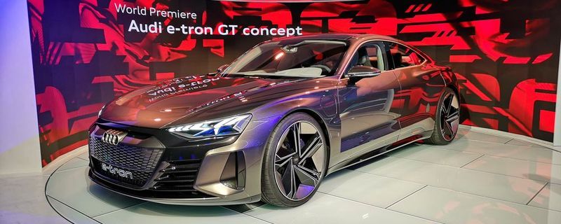 Der viertürige Elektro-Sportler Audi E-Tron GT ist optisch auf jeden Fall ein Gewinn, kommt aber erst in zwei Jahren.