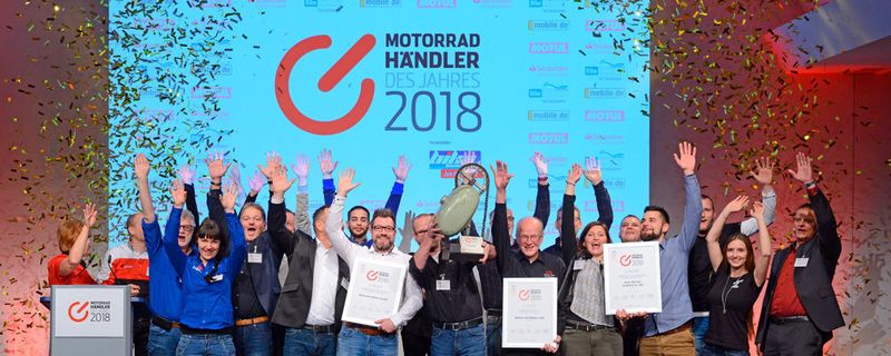 An Tagen wie diesen – Preisverleihung des »bike und business«-„Motorradhändler des Jahres“ 2018.