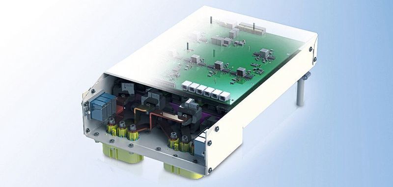 Im Rahmen des Forschungsprojekts H3Top hat FTCAP einen niederinduktiven Kondensator entwickelt und hergestellt, der zusammen mit Kühlkörper und Gehäuse eine integrierte mechanische Einheit bildet.