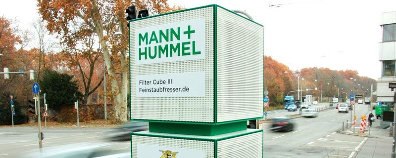 Die Filtersäulen bestehen aus jeweils drei würfelförmigen Filtereinheiten (Cubes).