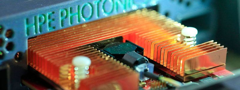 Silicon Photonics ist eine der Technologien, die Computer sowohl schneller als auch bereit für eine große Vielfalt an Analysemöglichkeiten machen sollen - wenn möglich unter Umgehung der CPU.