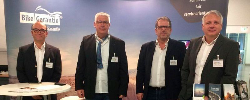 Starker Auftritt von Team CarGarantie Bike in Würzburg mit (v.re.) Thomas Geyer, Hans-Jörg Becker, Zdenko Zunic und Mustafa Karacan.