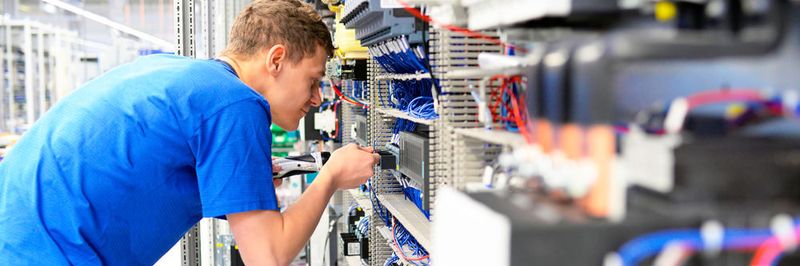 Welche Elektrotechnik-Berufe werden besonders häufig auf Google gesucht?