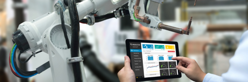 Steuerung und Überwachung eines Industrie-Roboters mit Tablet