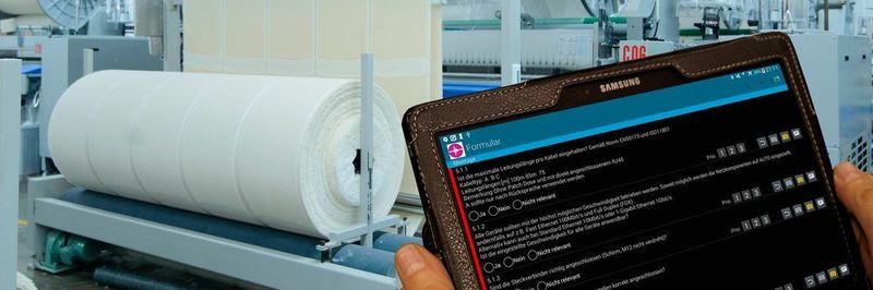 Per Tablet und App kann das Anlagenpersonal die geführte Sichtprüfung selber durchführen und die erkannten Fehler beheben.