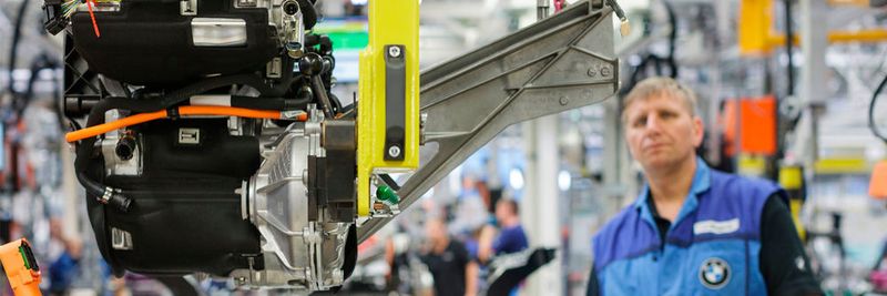 In seinem Leipziger-Werk hat BMW die Montage mit Smart-Shelf von Nextlap verbessert.