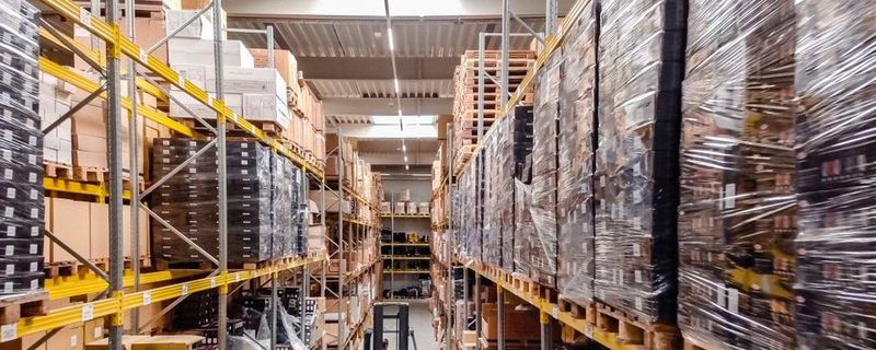 Die Felgen werden schließlich nach dem chaotischen System eingelagert.