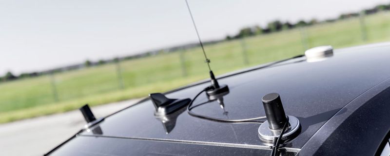 Argus, Elektrobit und NXP wollen eine Strategie entwickeln, um vernetzte Fahrzeuge vor Cyber-Angriffen zu schützen.