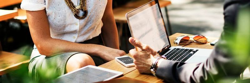 Eine stetig zunehmende Integration in Geschäftsprozesse stellt ebenso wie eine Erweiterung der Analytics-Funktion einen IoT-Trend für 2019 dar.