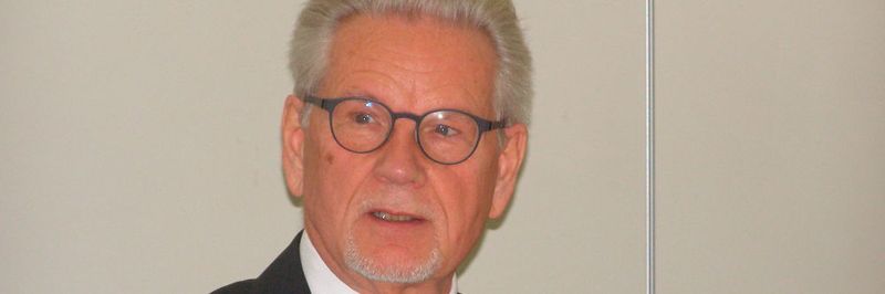 Dr. Manfred Wittenstein: „Wir brauchen neue Qualifikations- und Kompetenzprofile in der Ingenieurausbildung. Die Hochschulen müssen mit dem technischen Fortschritt gehen und ihre Curricula rasch anpassen.“