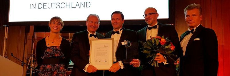 V.l.n.r.: Anna Liberg (Trade Commissioner, Business Sweden), Per Thöresson (Botschafter), Stefan Koetz (CEO der Ericsson GmbH), Bernd Mellinghaus (Geschäftsführer der Ericsson GmbH), Thomas Rhyberg (Präsident der Schwedischen Handelskammer in Deutschland).