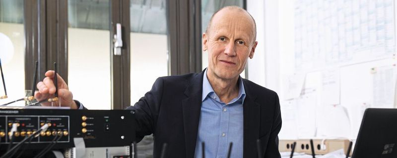 Prof. Dr. Armin Dekorsy leitete das Projekt „HiFlecs“, in dessen Rahmen die Grundlagen eines Funkstandards für die Industrie gelegt wurden.