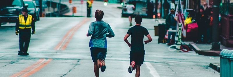 Wie sollten Unternehmen die Digitale Transformation angehen? Die einzelnen Etappen dieses digitalen Marathons beschreiben wir in dieser vierteiligen Artikelserie.