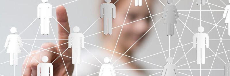 Netzwerksegmentierung hilft dabei, große und komplexe Netze administrierbar zu halten und gleichzeitig sicherer zu machen.