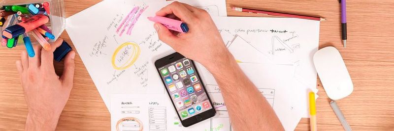 Prototyping kann dabei helfen, Missverständnisse hinsichtlich der Funktion oder Gestaltung noch vor dem Codieren einer Software zu beseitigen.