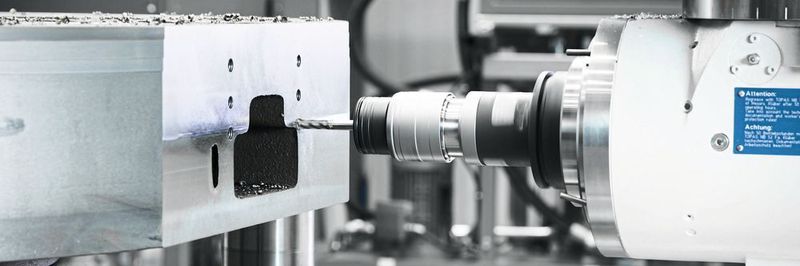 Die in der Dörries-Vertikaldrehmaschine simulierte Y-Achse eröffnet dem Anwender ganz neue Möglichkeiten für die Werkstückbearbeitung.