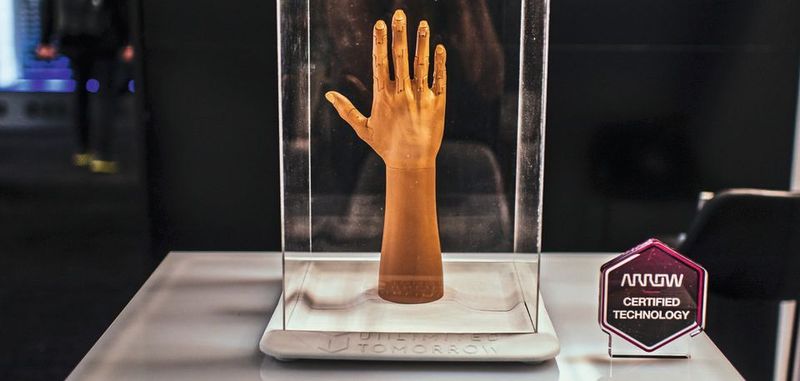 Arrow und Unlimited Tomorrow stellen Armprothese aus dem 3D-Drucker vor
