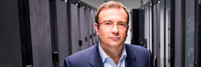 Cayetano Carbajo Martín, Vorstand und Chief Technology Officer (CTO) von Telefónica Deutschland: „Mit unserem gemeinsamen Innovationscluster in Berlin treiben wir die Entwicklung von 5G intensiv voran. Mit dem Portfolio von Nokia können wir die neuesten Technologien testen, um bei der Einführung von 5G in unserem Netz zügig voranzukommen.“