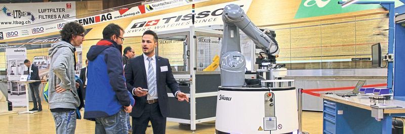 Ein besonders Highlight am Robomize-Event: Der mobile Produktionsassistent HelMo von Stäubli.