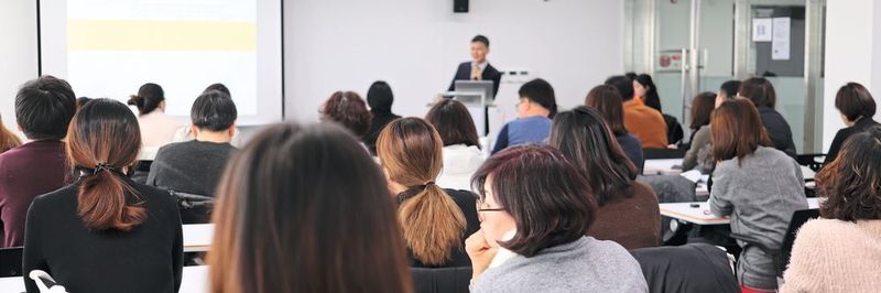 Wer rastet, der rostet: Devicemed unterstützt die Mitarbeiter von Medizintechnikunternehmen mit zahlreichen Weiterbildungsangeboten.