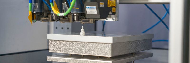 Im Projekt „Addiline“ entsteht ein prozessintegriertes Prüfsystem, das die Qualität der 3D-gedruckten Komponente beim Entstehen in Echtzeit überwacht.