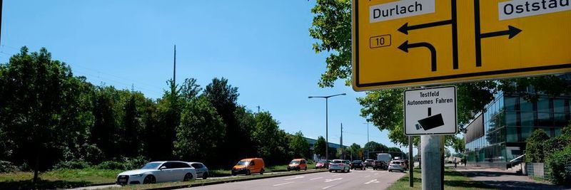 Wie sich autonomes Fahren auf Verkehrsfluss und -nachfrage auswirkt, untersucht das KIT im Projekt bwirkt.