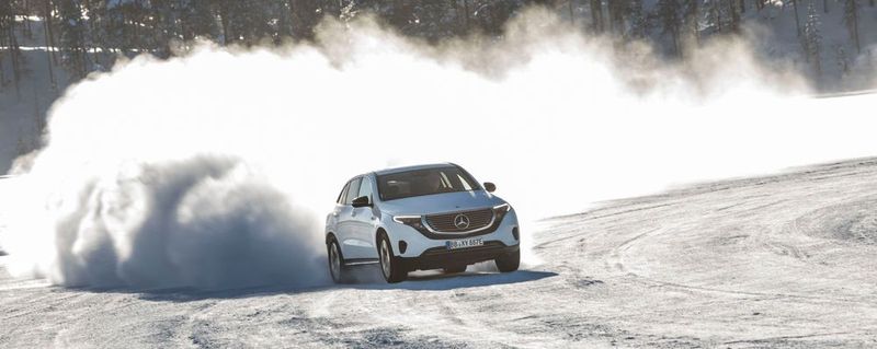 Der Mercedes-Benz EQC 400 wurde im nordschwedischen Arvidsjaur unter harten Bedingungen getestet
