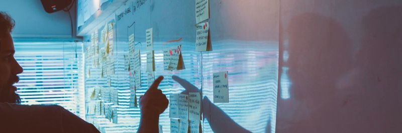Die Einführung einer Lead Management oder Marketing Automation kann komplex sein. Um die gewünschten Ziele zu erreichen, muss deshalb erst an einer Strategie gearbeitet werden.