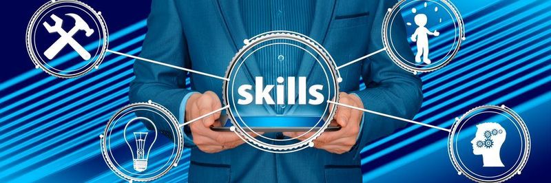 Die Rolle des CISOs ist vielseitig und herausfordernd. Sie umfasst die Kombination aus sozialer Kompetenz (Soft-Skills) und technischer Expertise (Hard-Skills).